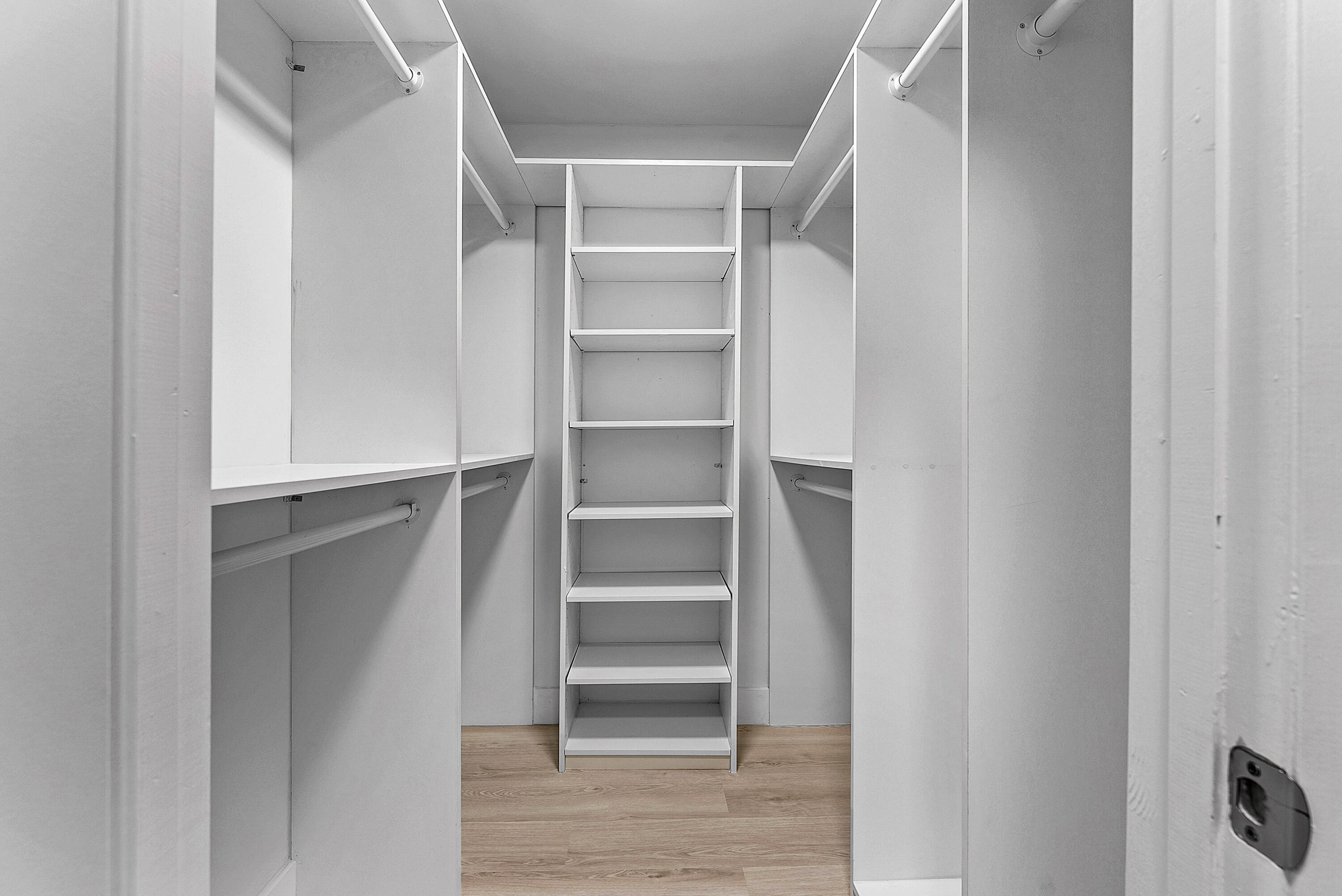 STRATFORD AT HUNTERS RUN CONDO - Residential