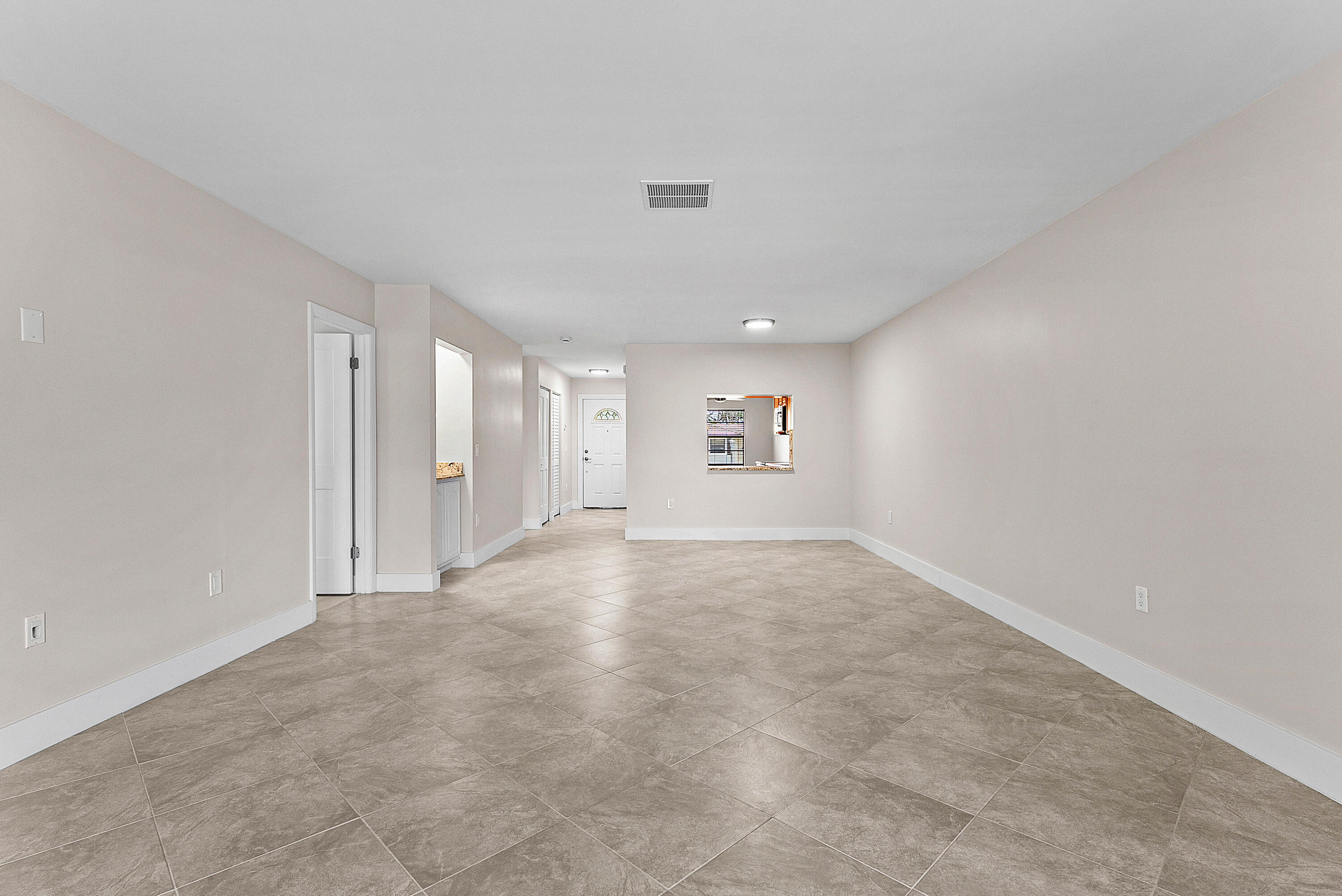 STRATFORD AT HUNTERS RUN CONDO - Residential