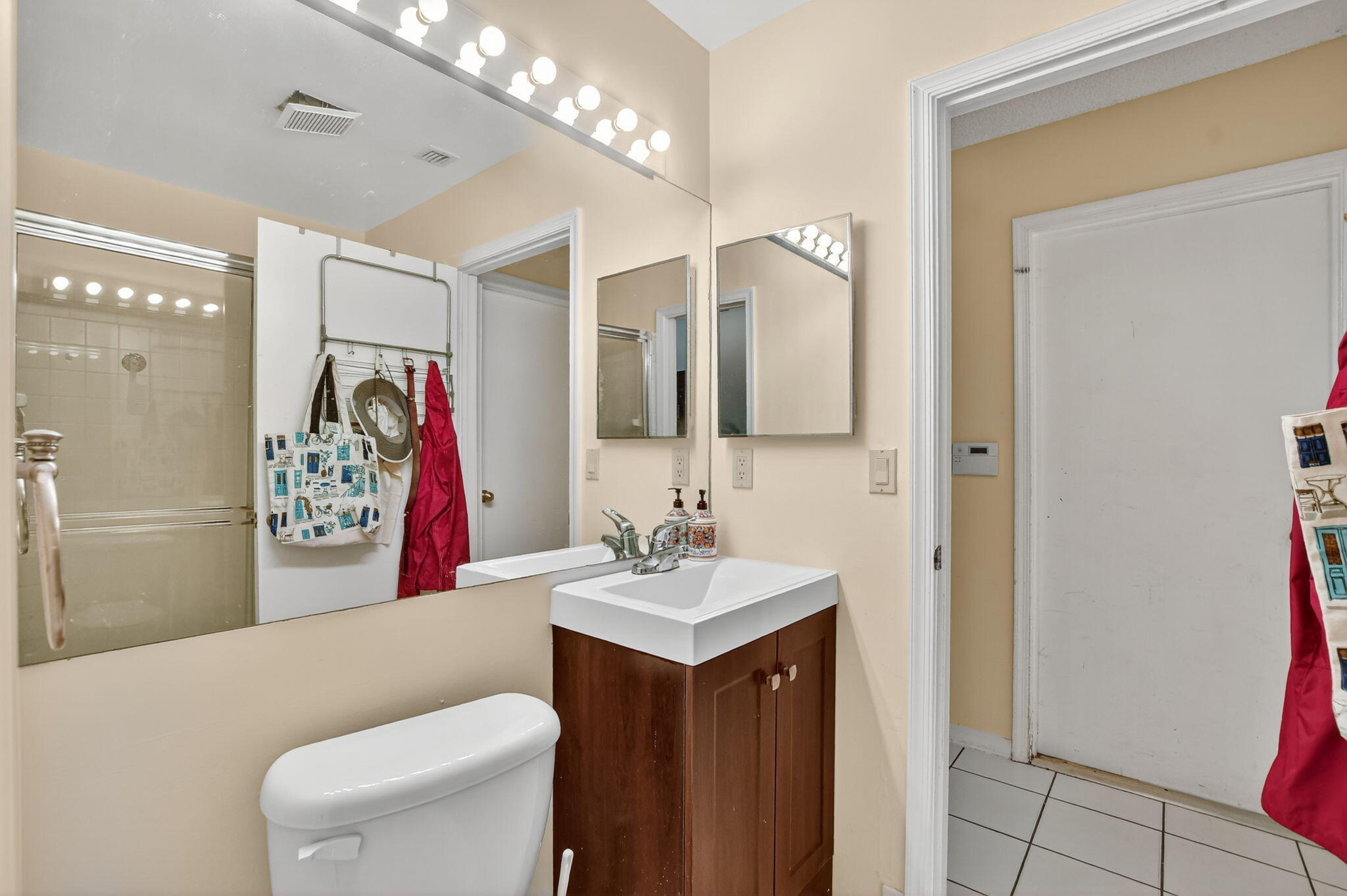 TRACT G OF MISSION BAY - Residential Lease