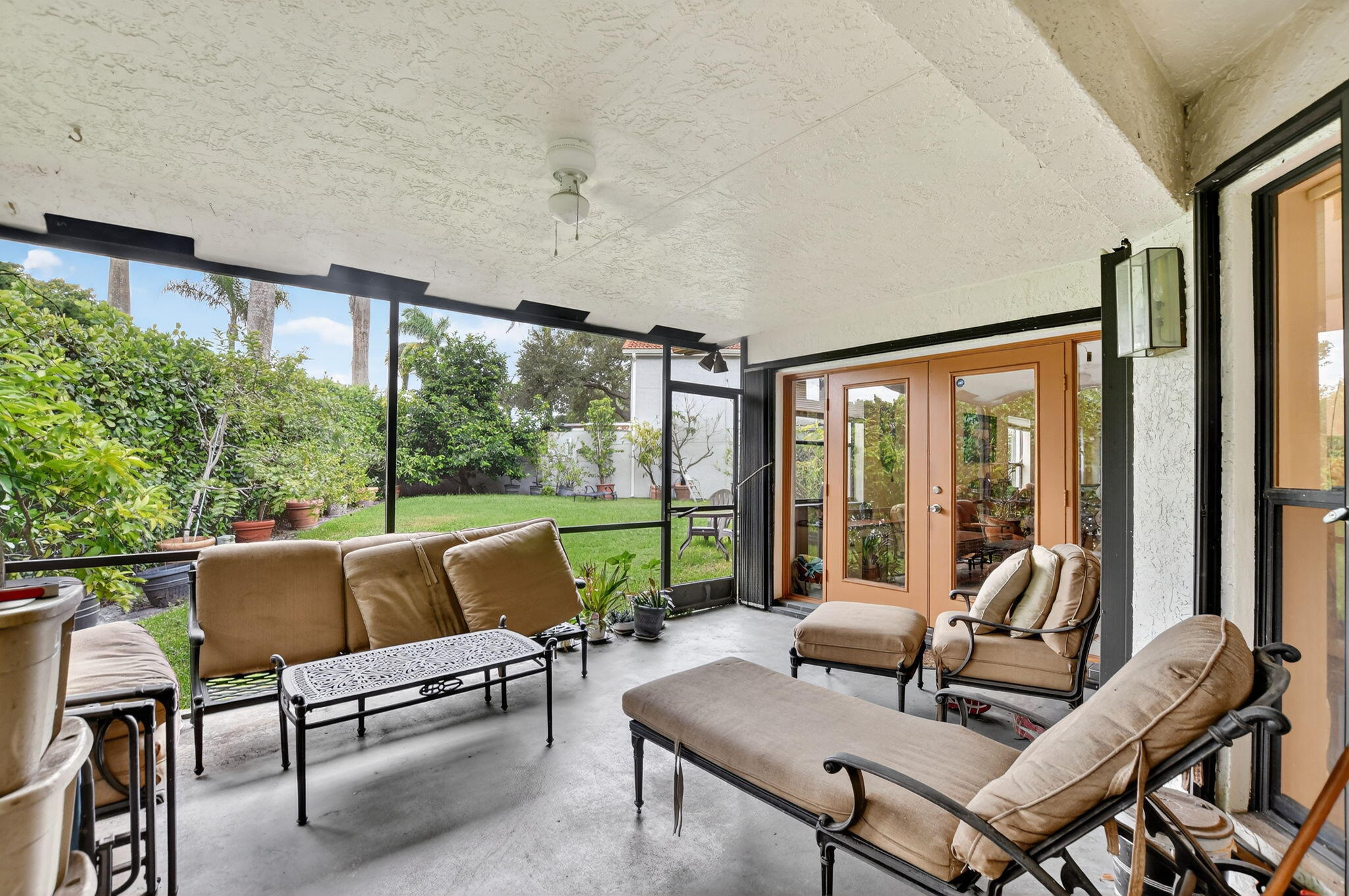 TRACT G OF MISSION BAY - Residential Lease
