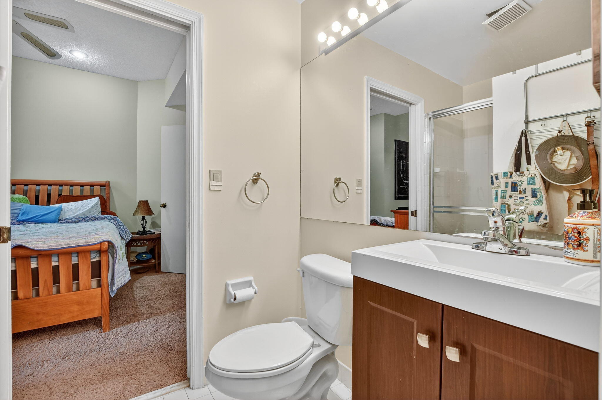TRACT G OF MISSION BAY - Residential Lease