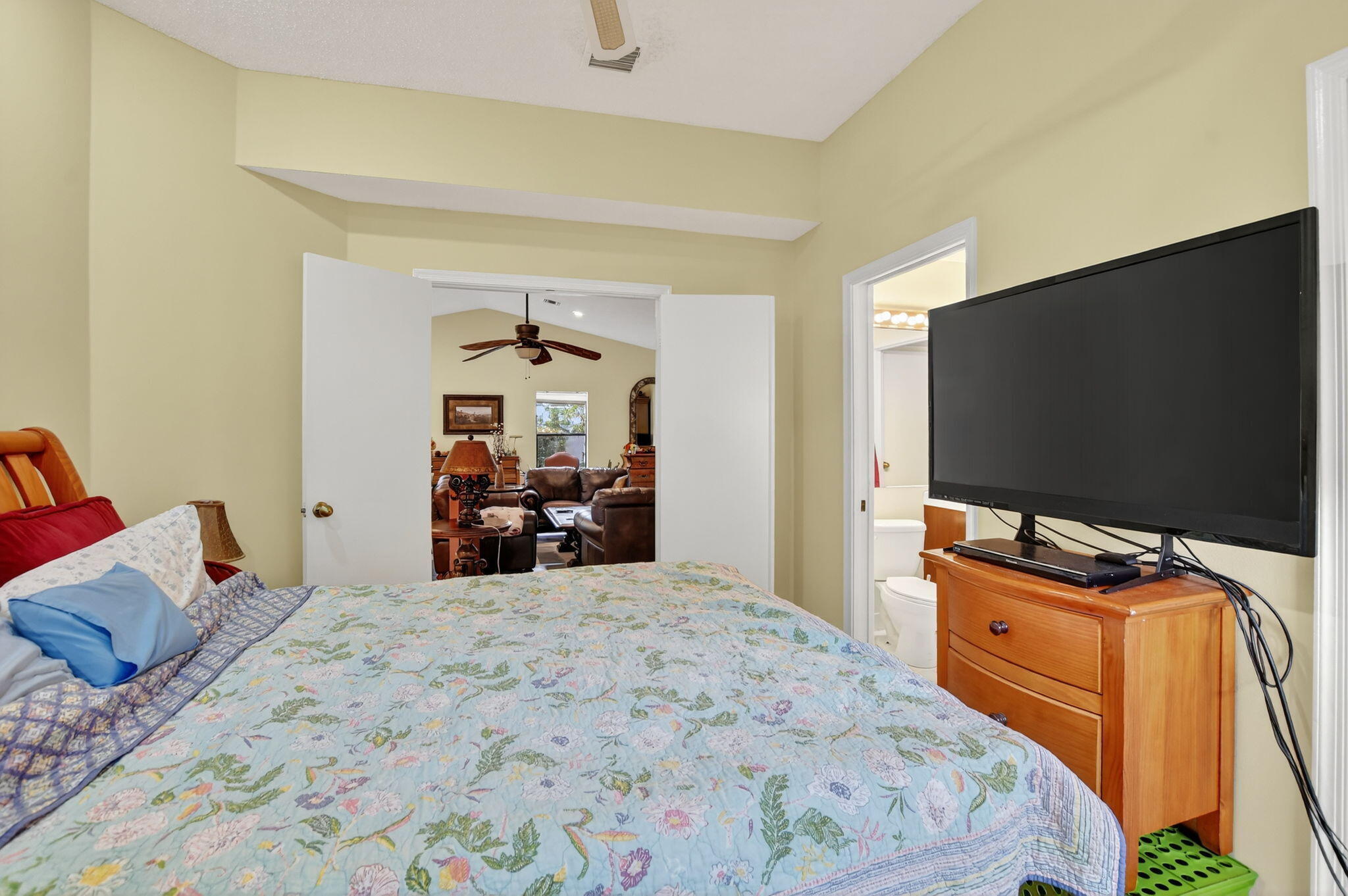 TRACT G OF MISSION BAY - Residential Lease