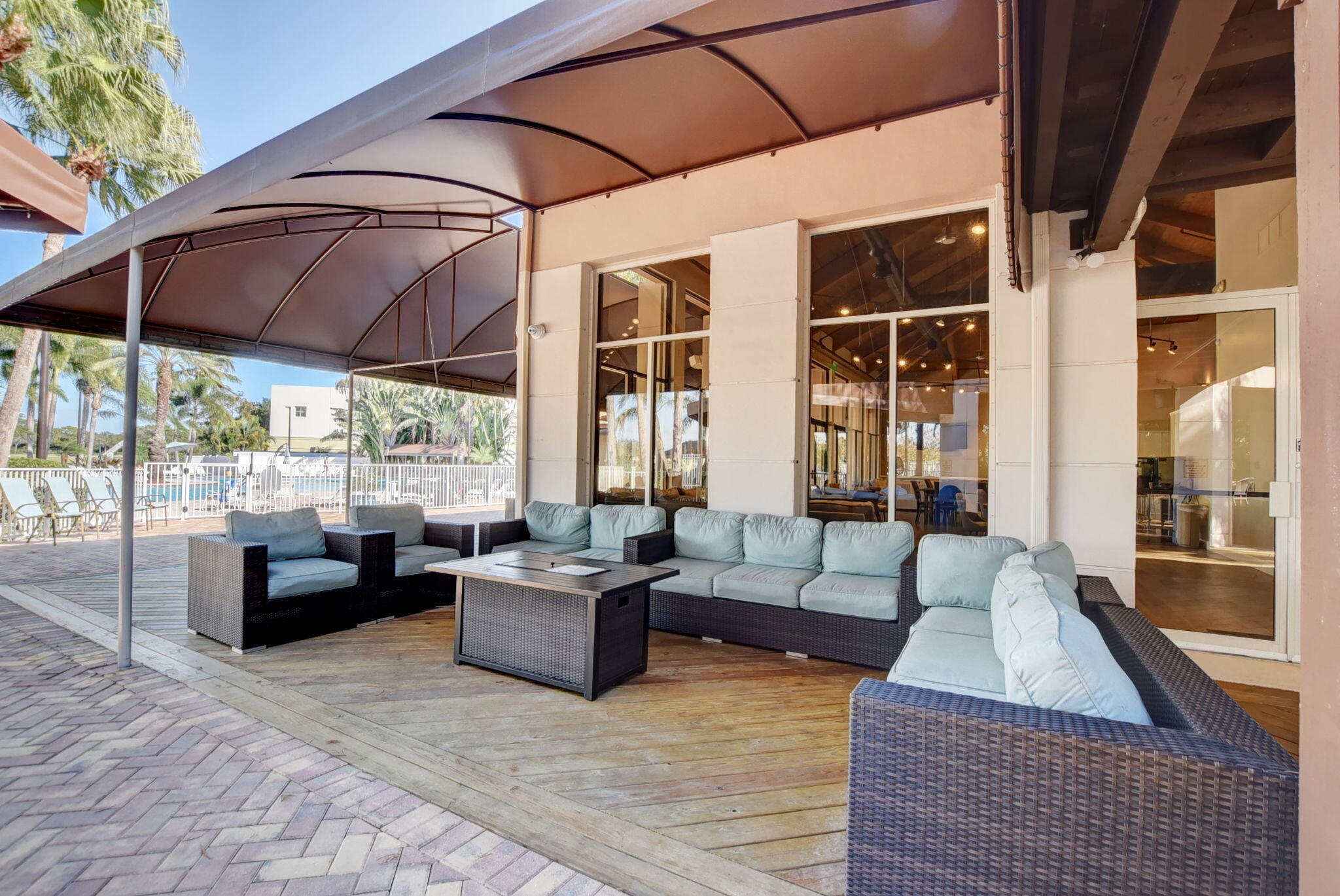TRACT G OF MISSION BAY - Residential Lease