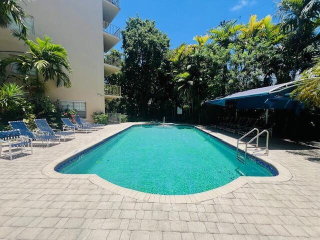 CLUB OF BAY HARBOR CONDO - Residential