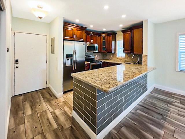 CLUB OF BAY HARBOR CONDO - Residential