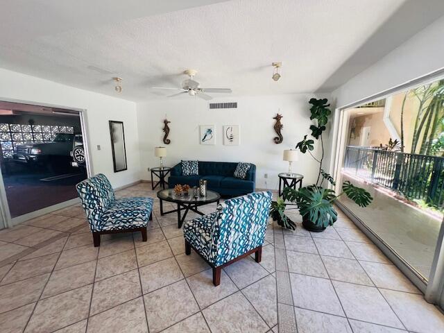 CLUB OF BAY HARBOR CONDO - Residential