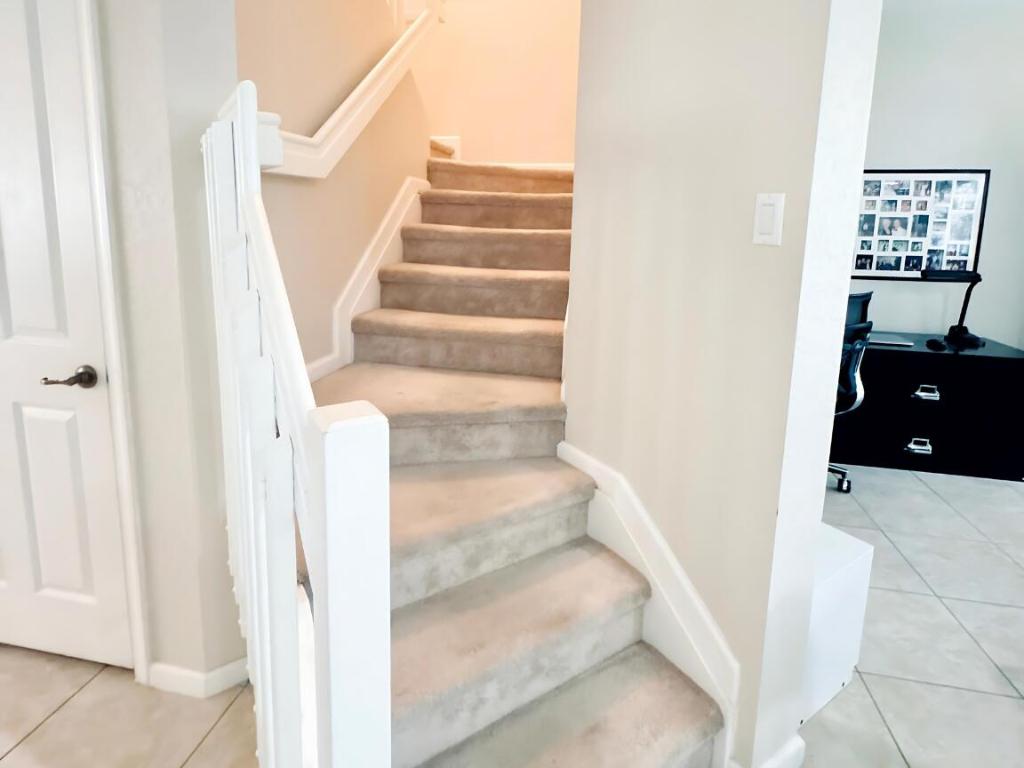 DREXEL PARK TOWNHOMES I CONDO - Residential Lease