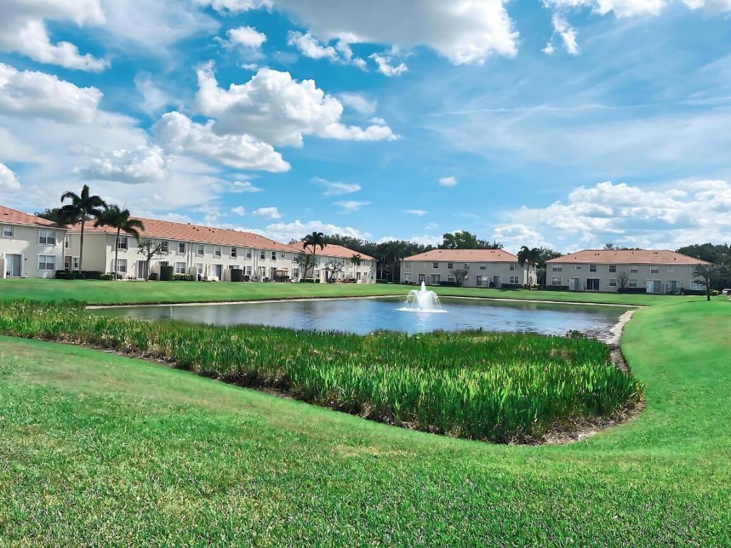 DREXEL PARK TOWNHOMES I CONDO - Residential Lease