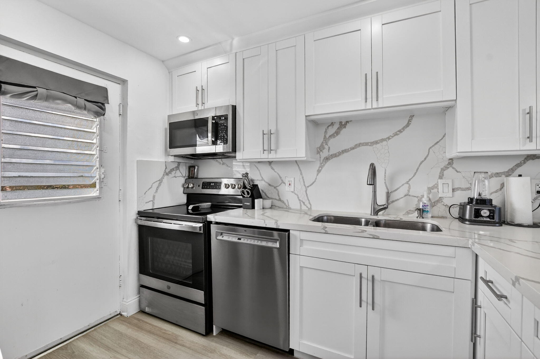 BOCA TEECA CONDO 3 - Residential Lease