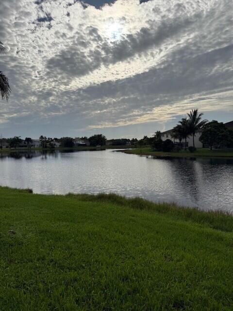 CRYSTAL POINTE - Residential