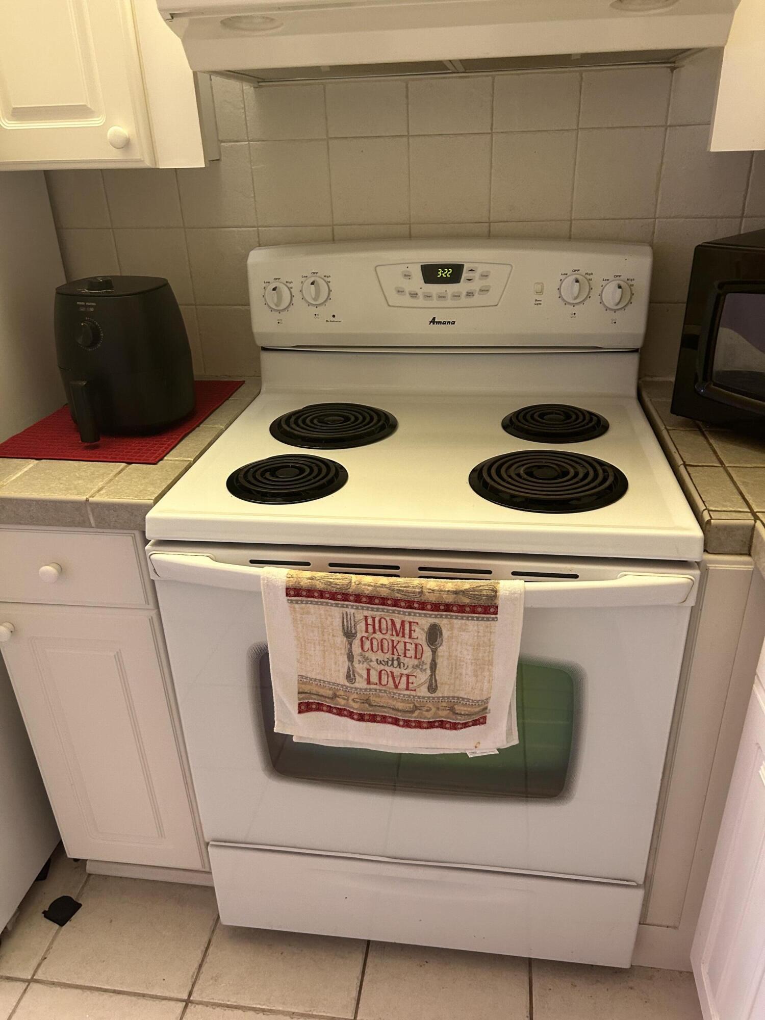 FARNHAM N CONDO - Residential