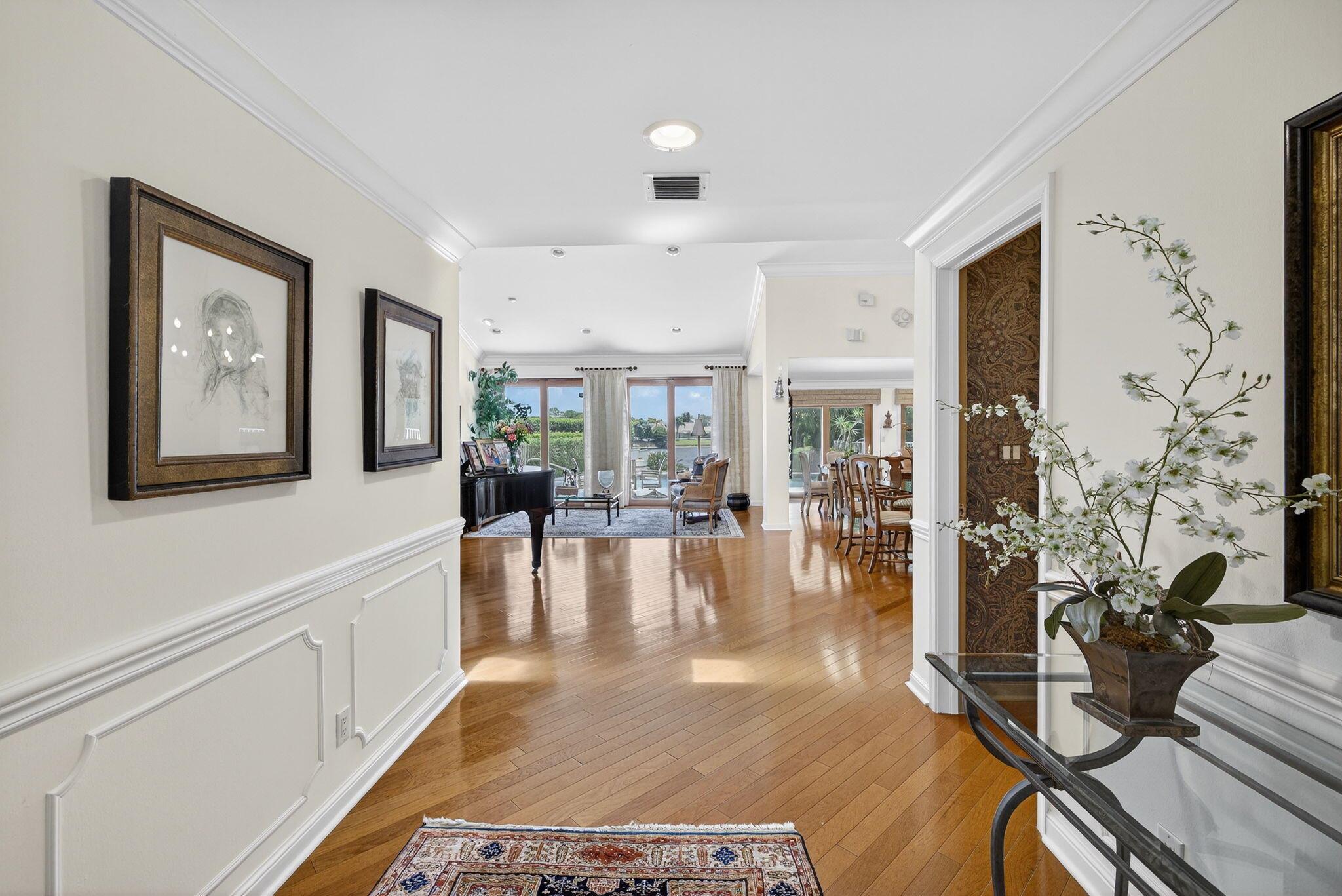 5107 Pineview Circle