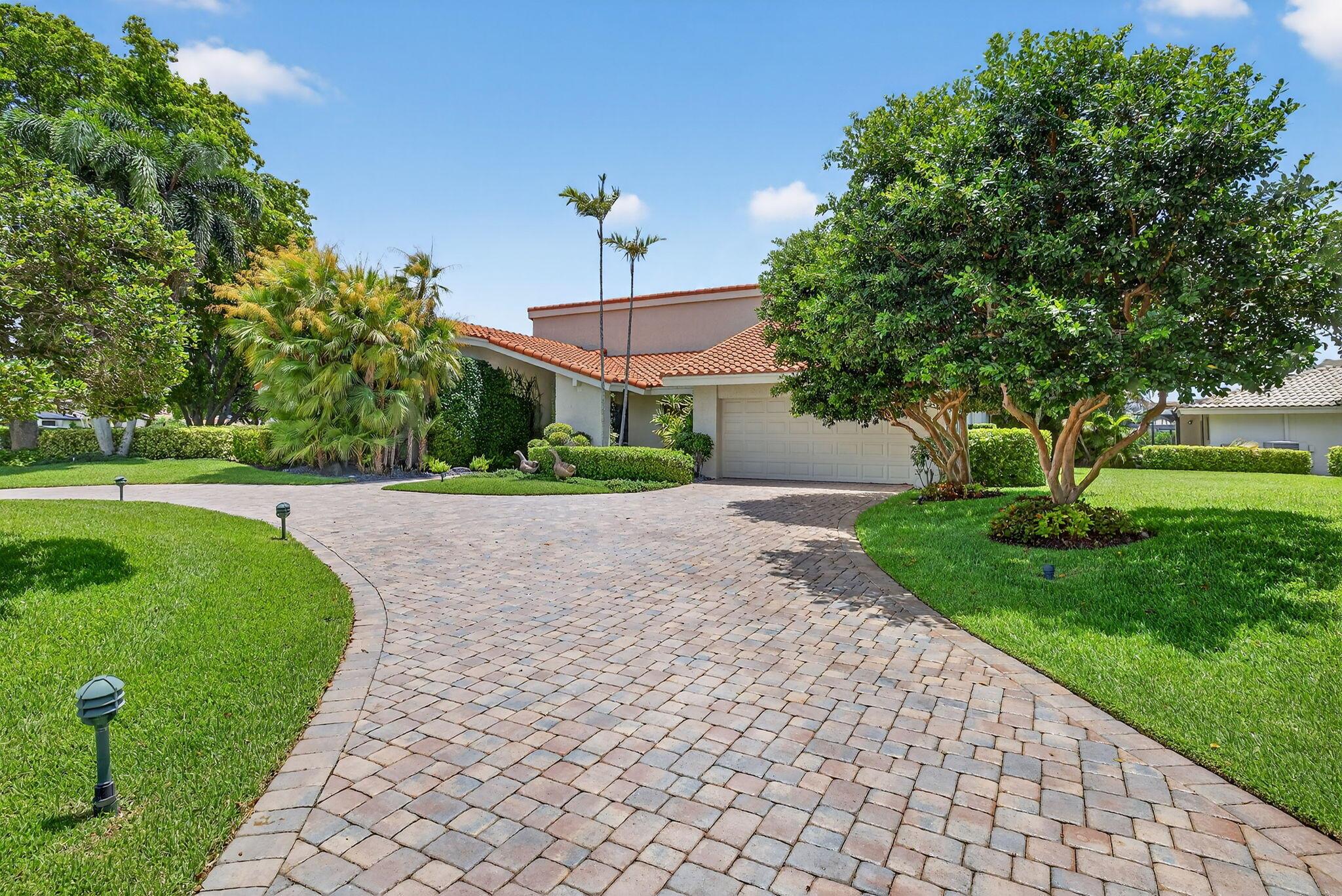 5107 Pineview Circle