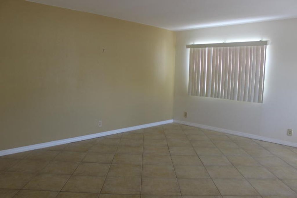 Photo of 228 E Monaco Way, Delray Beach, FL 33446 (MLS # B26011357)