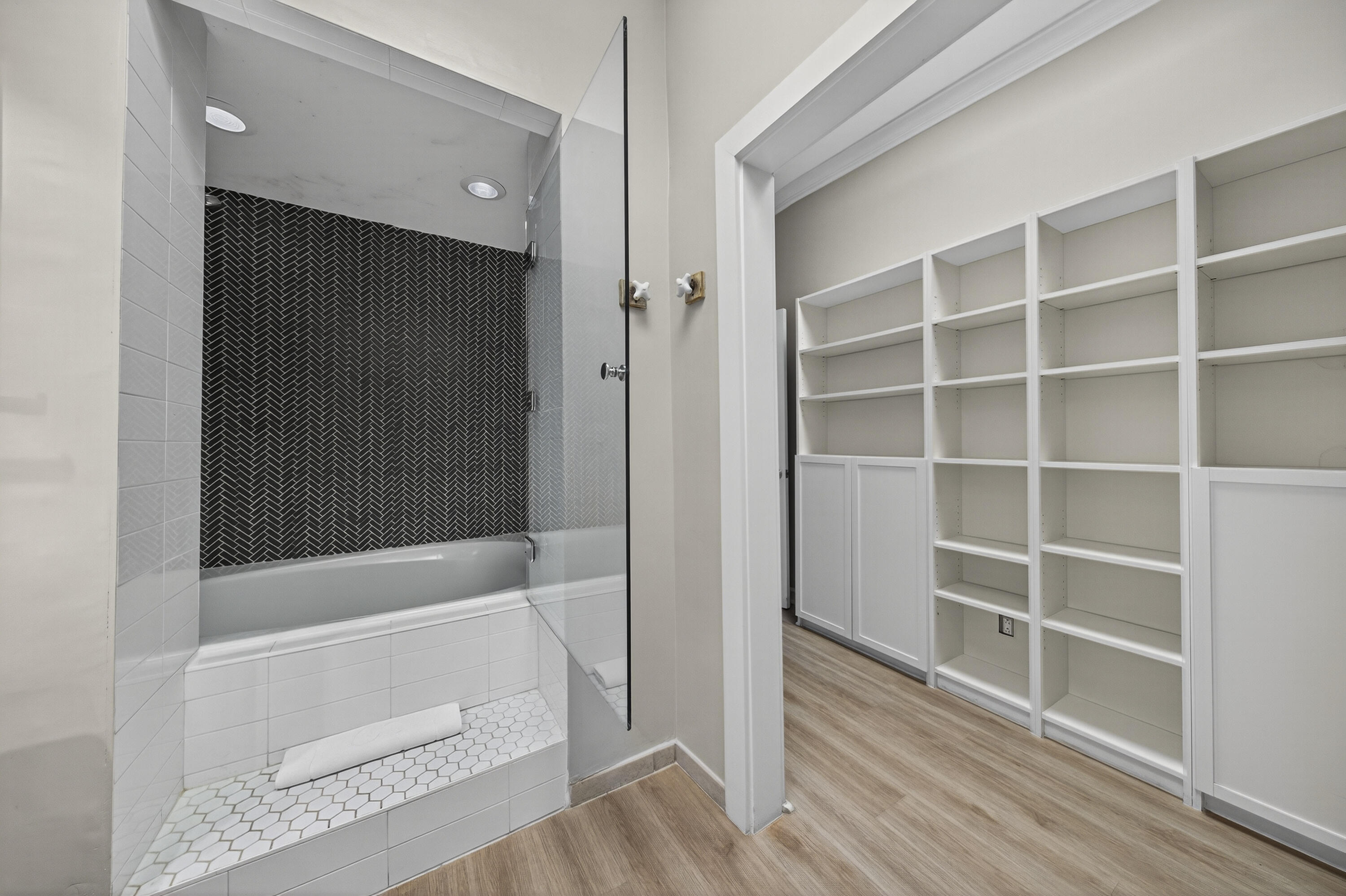 HARBOUR INLET - Residential