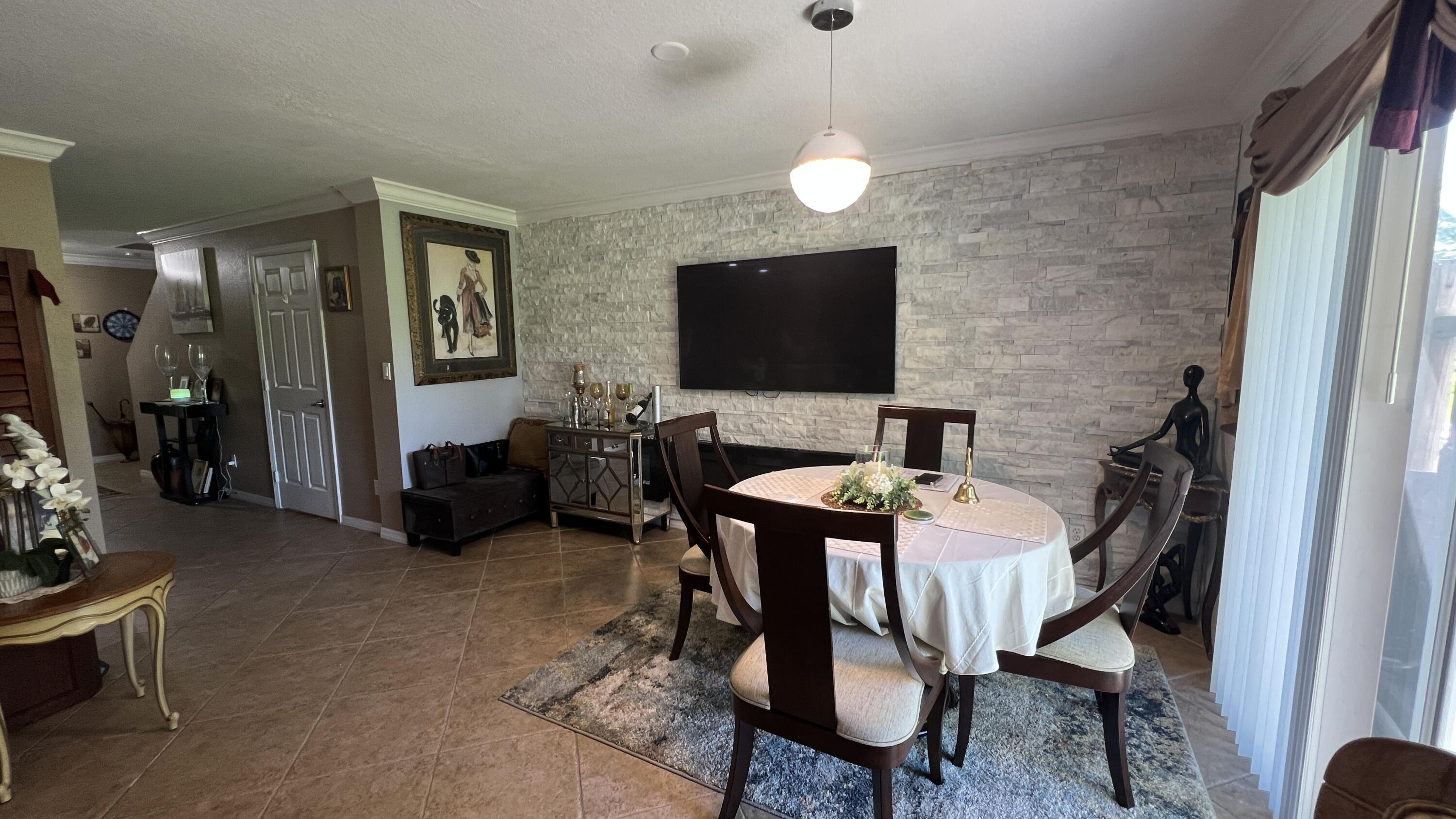 THIRD REPLAT OF PORTOFINO ISLES - Residential