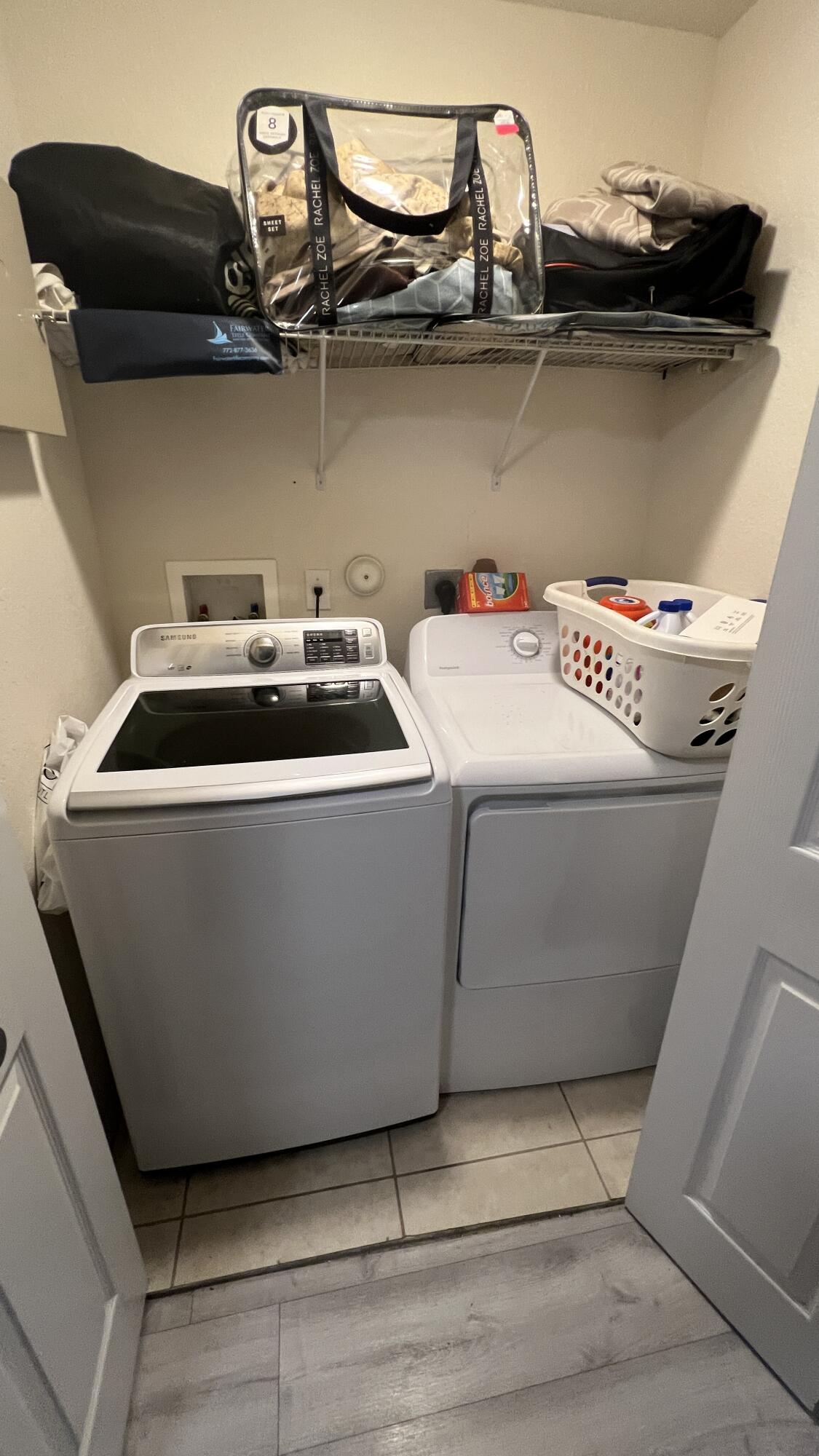 THIRD REPLAT OF PORTOFINO ISLES - Residential