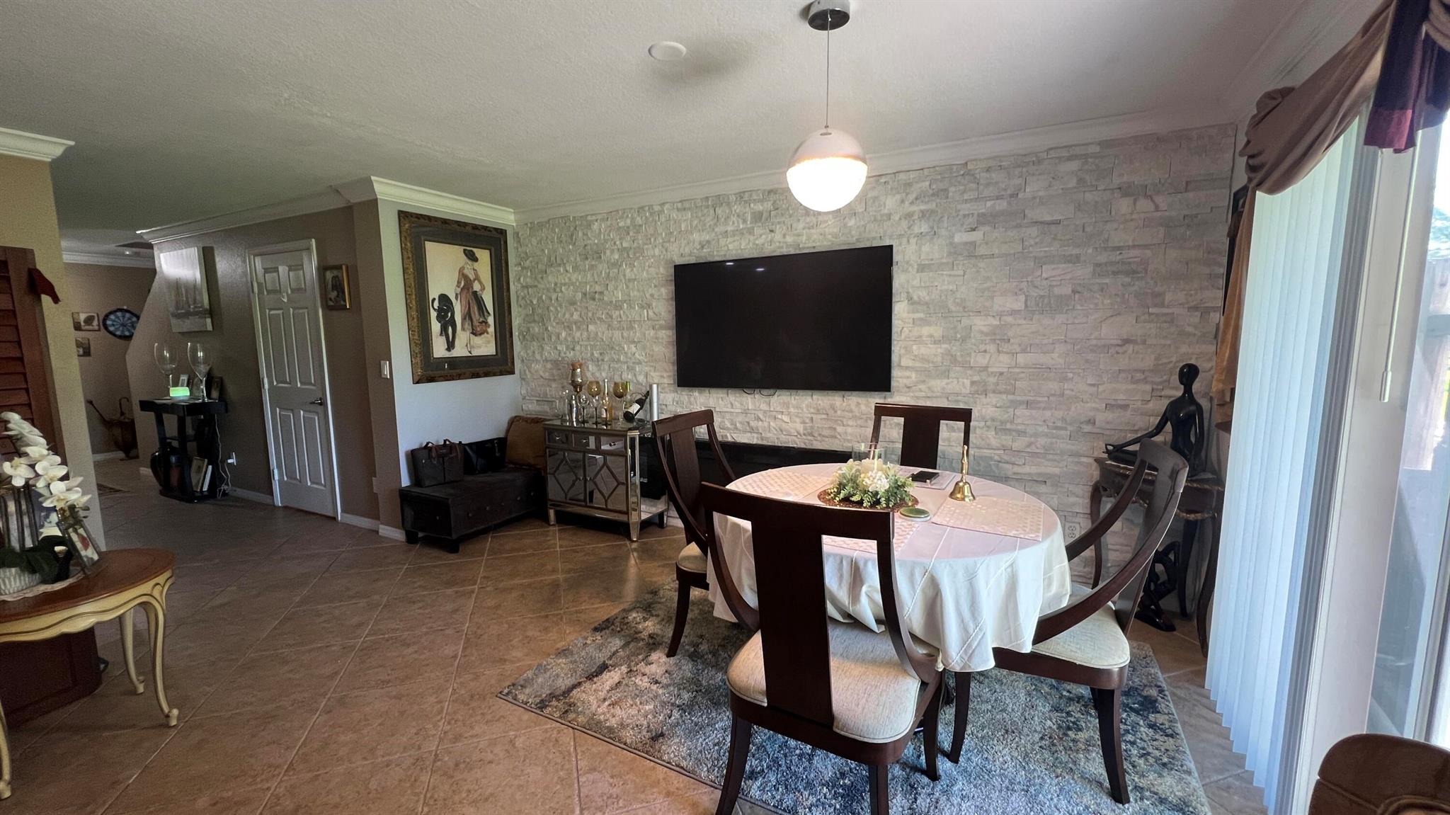 THIRD REPLAT OF PORTOFINO - Residential