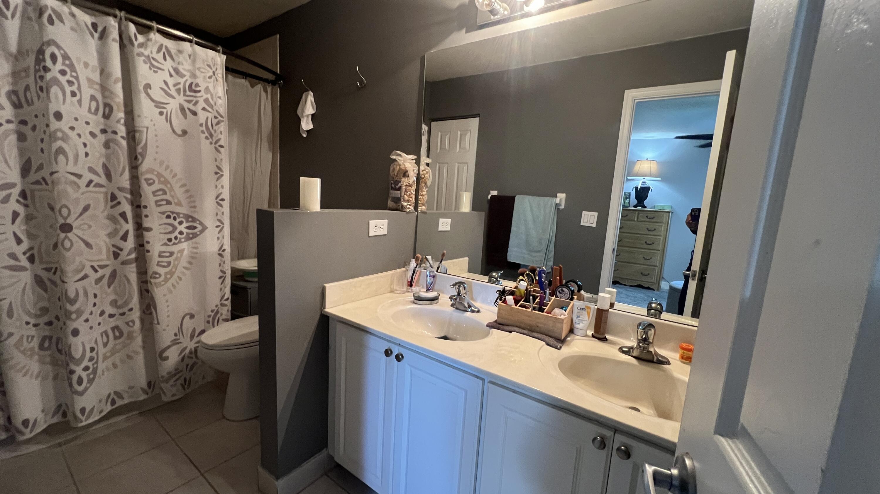 THIRD REPLAT OF PORTOFINO ISLES - Residential