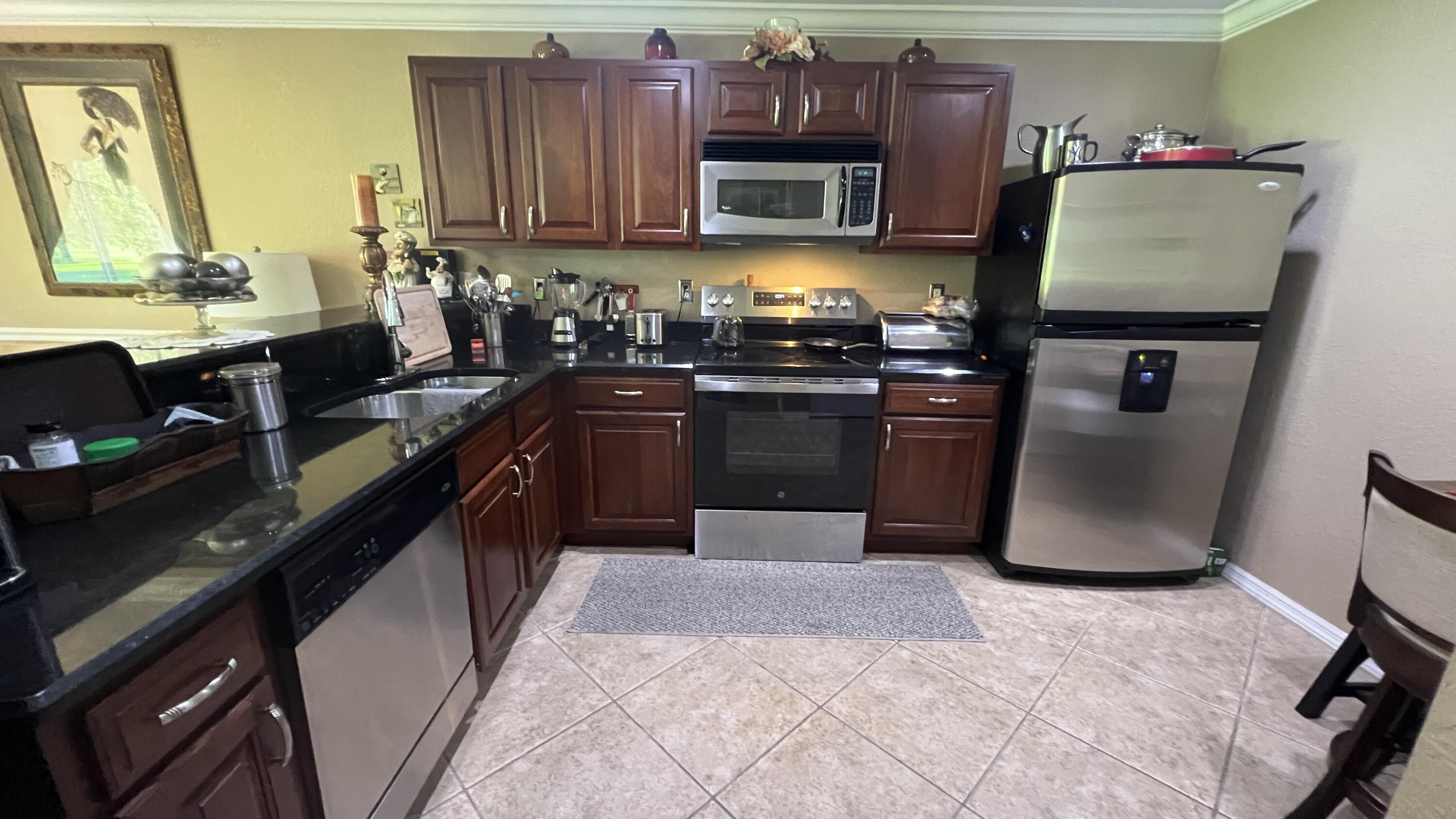 THIRD REPLAT OF PORTOFINO ISLES - Residential