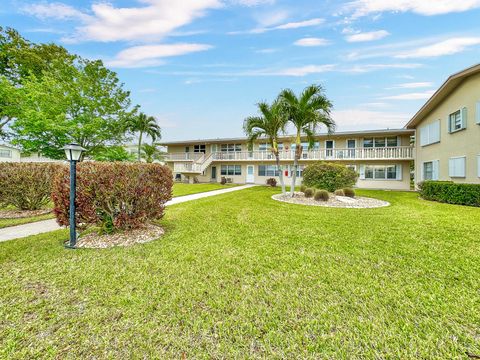 90 Bedford D West Palm Beach FL 33417
