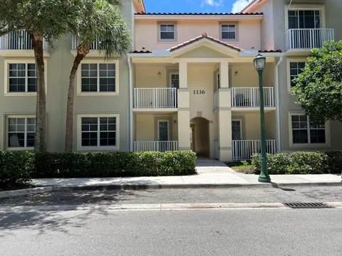 1136 Town Center Drive Unit 13, Jupiter, FL MLS: R11089633