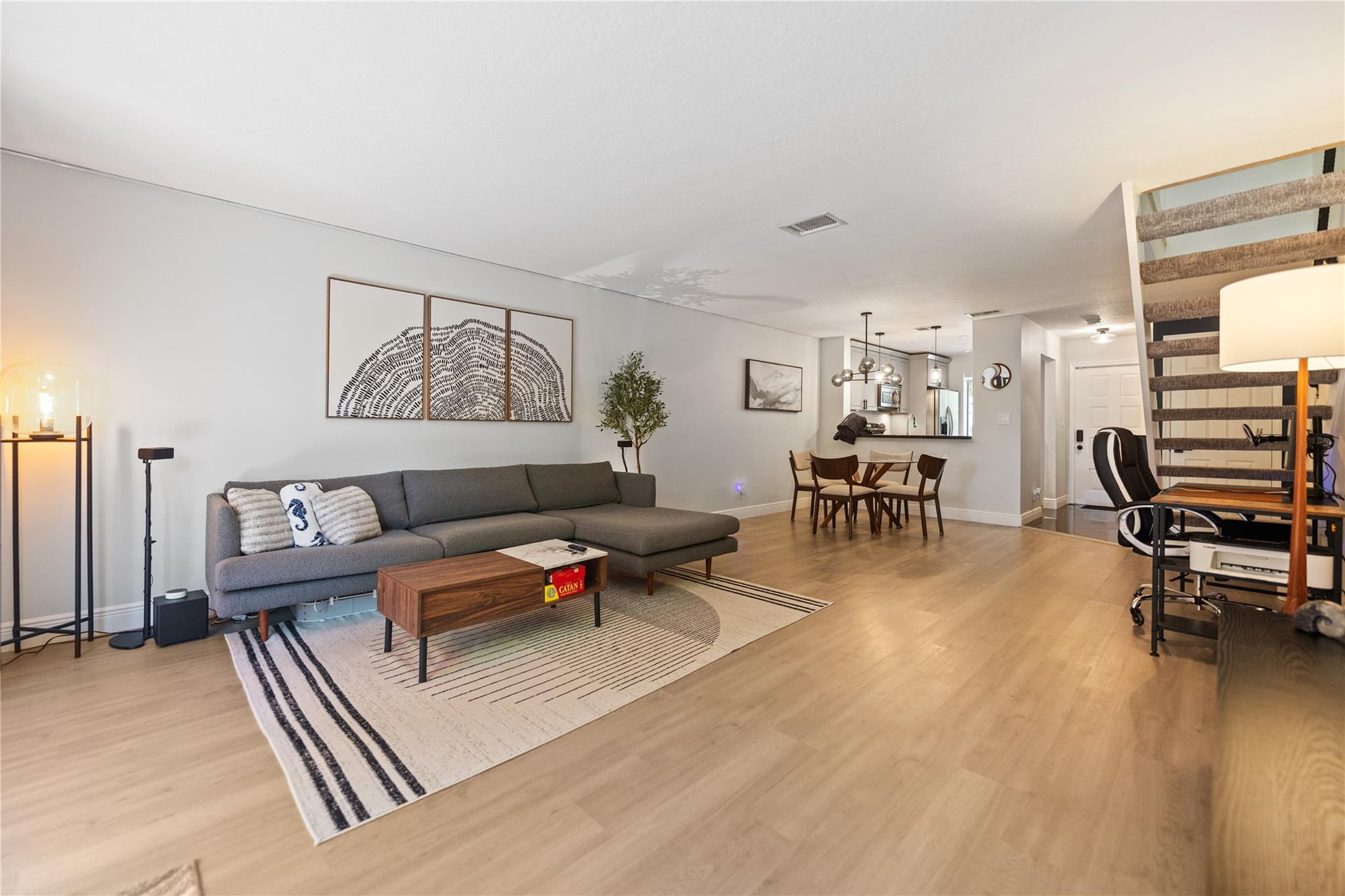 3046 S Oakland Forest Dr 2504