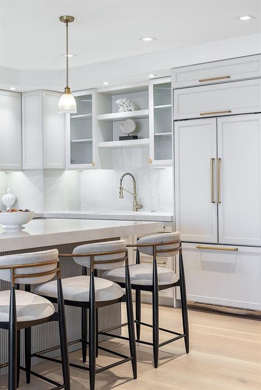 TWO THOUSAND CONDO - Residential