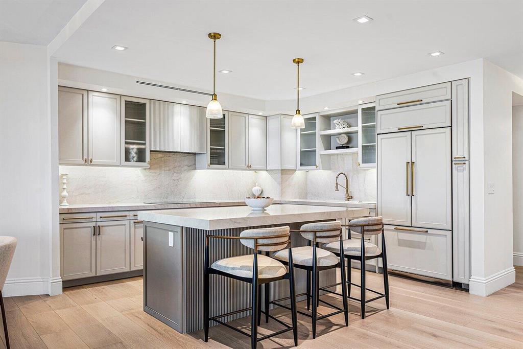 TWO THOUSAND CONDO - Residential