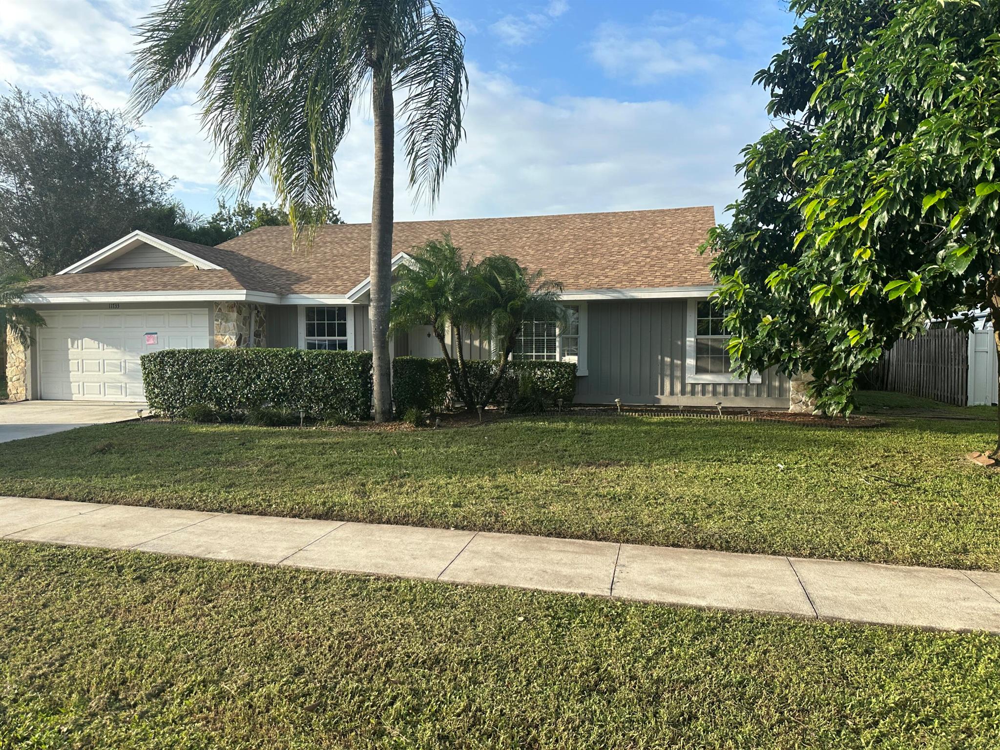 EASTWOOD OF WELLINGTON - Residential Lease
