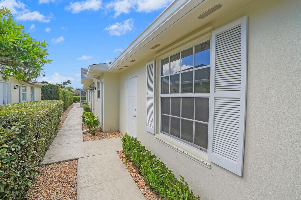 Photo of 295 Brier Circle, Jupiter, FL 33458 (MLS # R11130798)