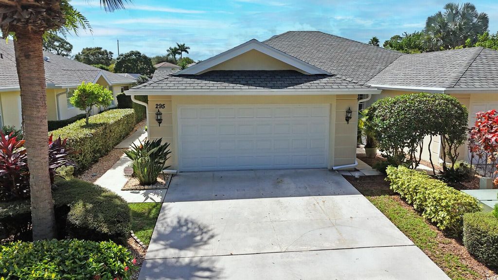 Photo of 295 Brier Circle, Jupiter, FL 33458 (MLS # R11130798)