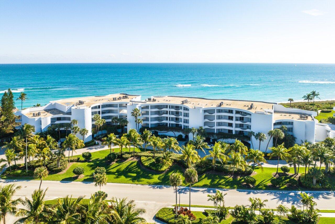 SAILFISH POINT - Residential