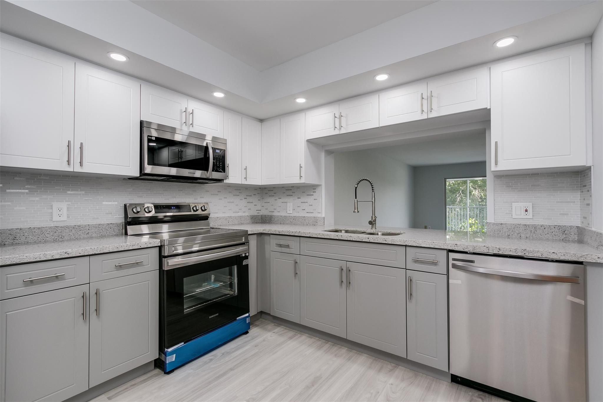 12600 SW 5th Court 408L