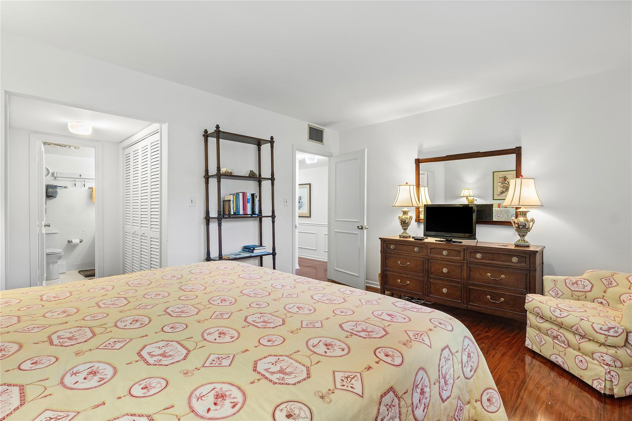 Waterway Condo - Residential