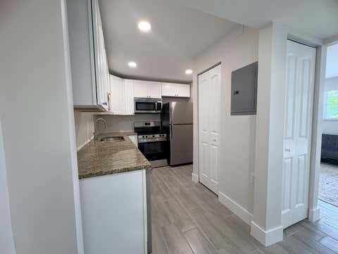 Tiny photo for 2202 NE 36th Street #17, Lighthouse Point, FL 33064 (MLS # B26043069)