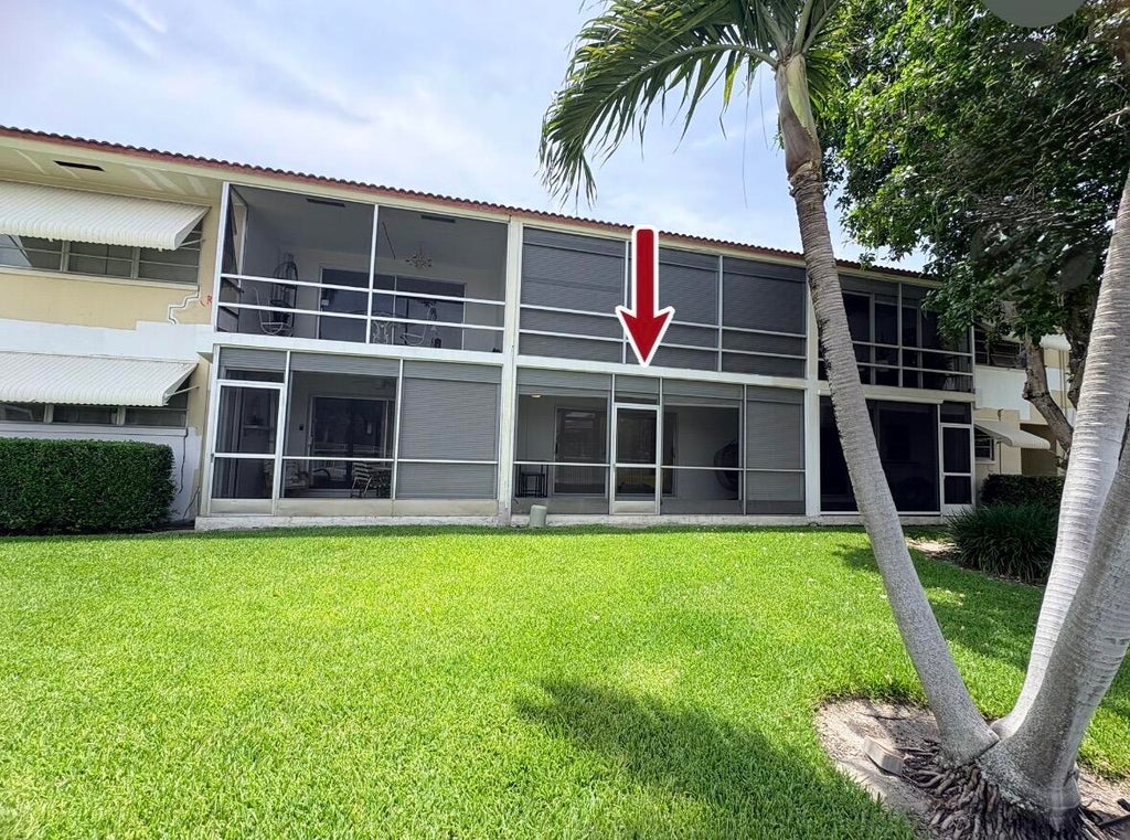 Photo of 2202 NE 36th Street #17, Lighthouse Point, FL 33064 (MLS # B26043069)