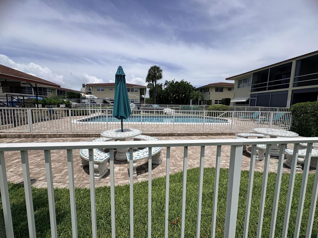 Photo of 2202 NE 36th Street #17, Lighthouse Point, FL 33064 (MLS # B26043069)