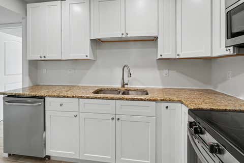 Tiny photo for 2202 NE 36th Street #17, Lighthouse Point, FL 33064 (MLS # B26043069)
