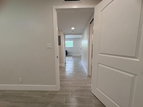 Tiny photo for 2202 NE 36th Street #17, Lighthouse Point, FL 33064 (MLS # B26043069)