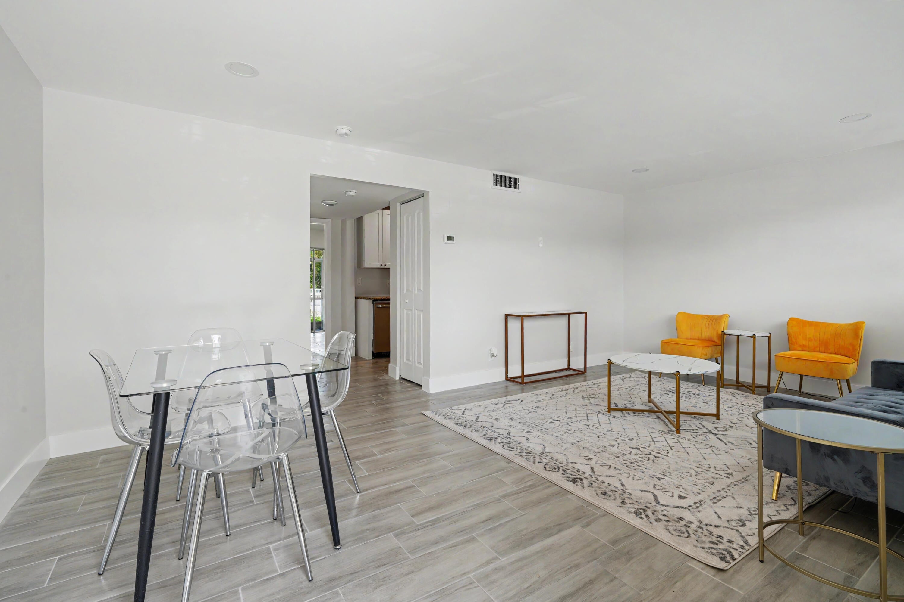 2202 NE 36th Street 17