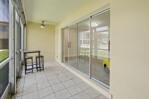 Tiny photo for 2202 NE 36th Street #17, Lighthouse Point, FL 33064 (MLS # B26043069)