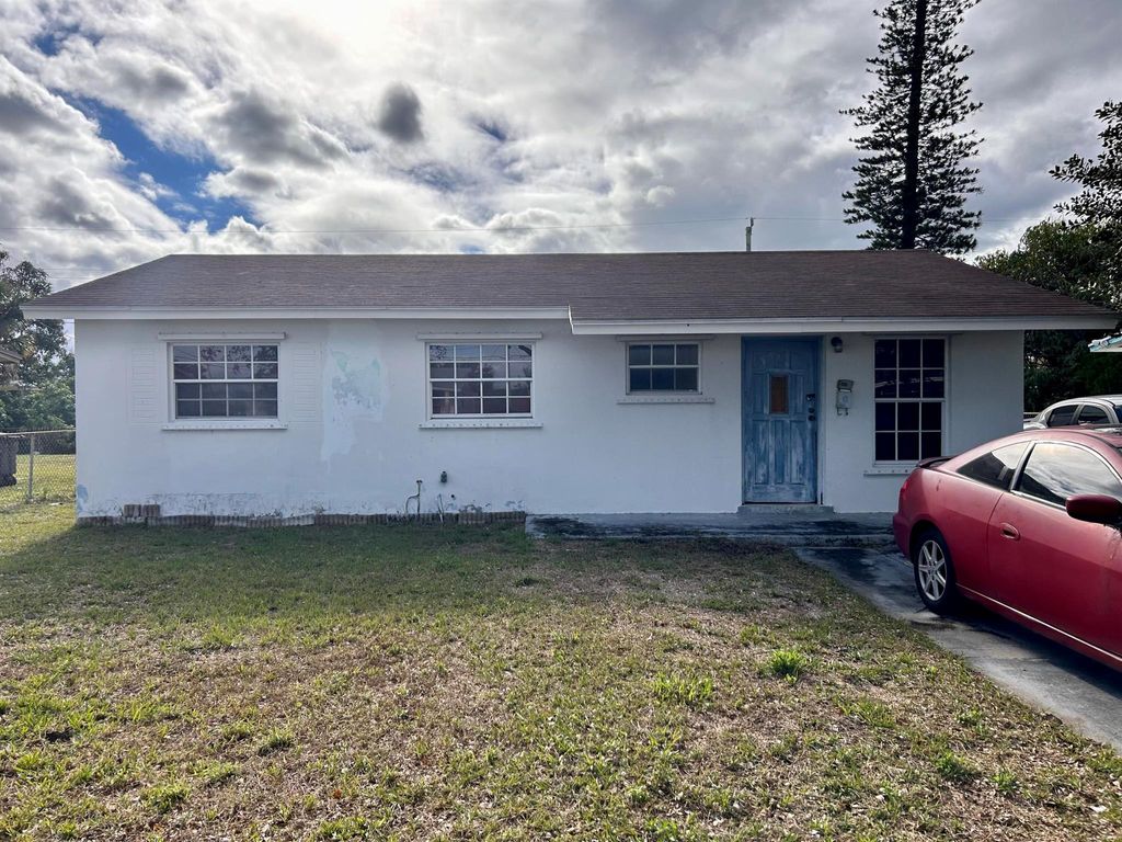 Photo of 1448 8th Street, West Palm Beach, FL 33401 (MLS # R10961435)
