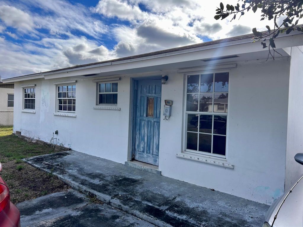 Photo of 1448 8th Street, West Palm Beach, FL 33401 (MLS # R10961435)