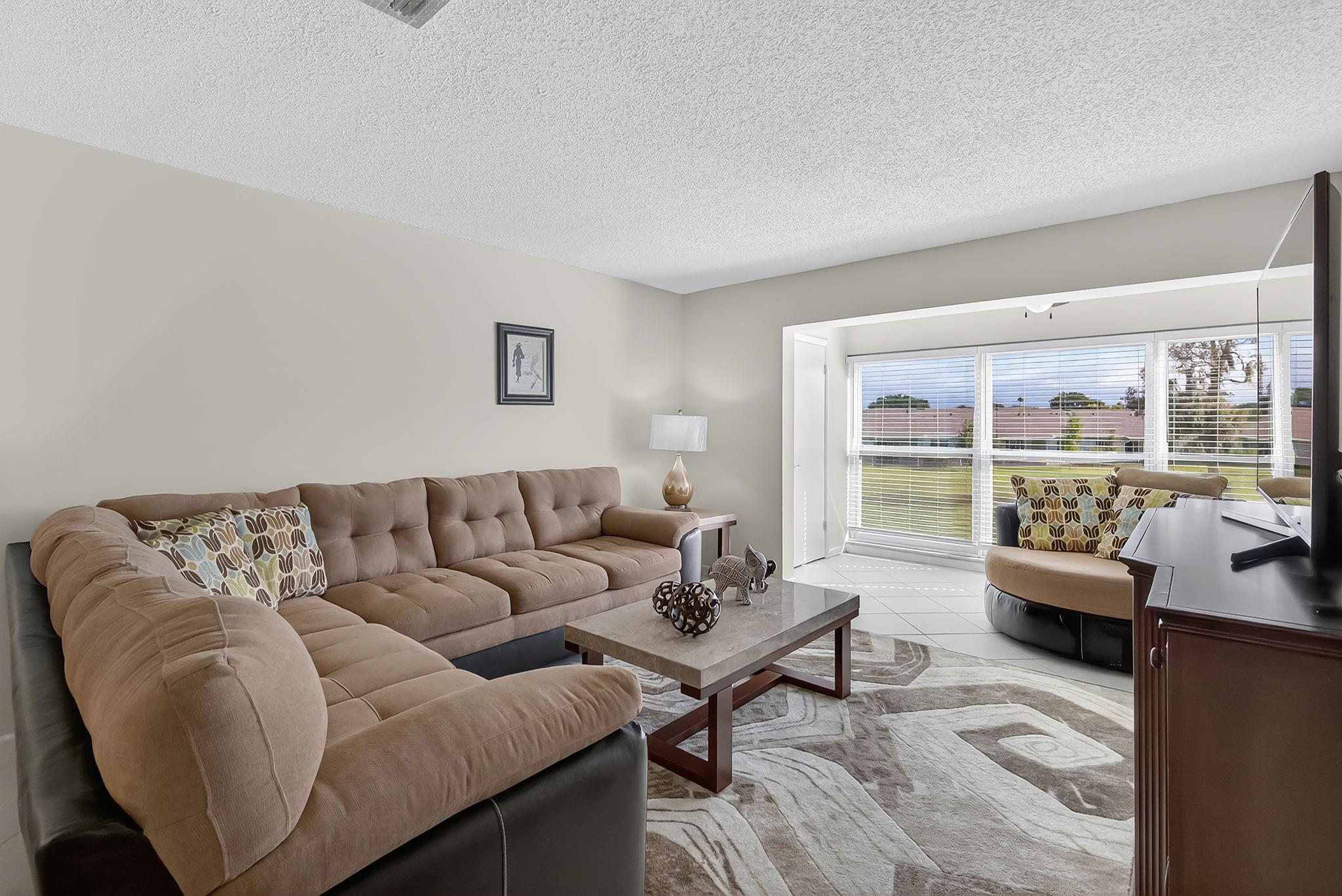 PALM GREENS AT VILLA DEL - Residential Lease