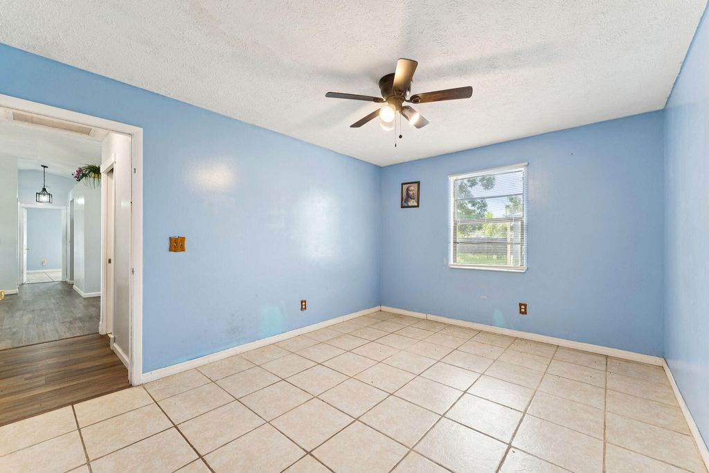 Photo of 480 SW Lakehurst Drive, Port Saint Lucie, FL 34983 (MLS # R11139044)