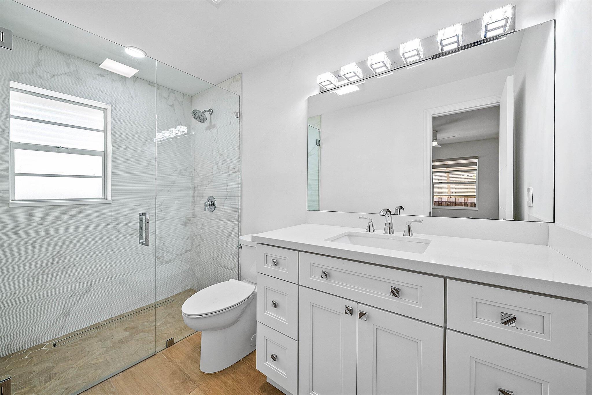 Tropic Palms - Residential