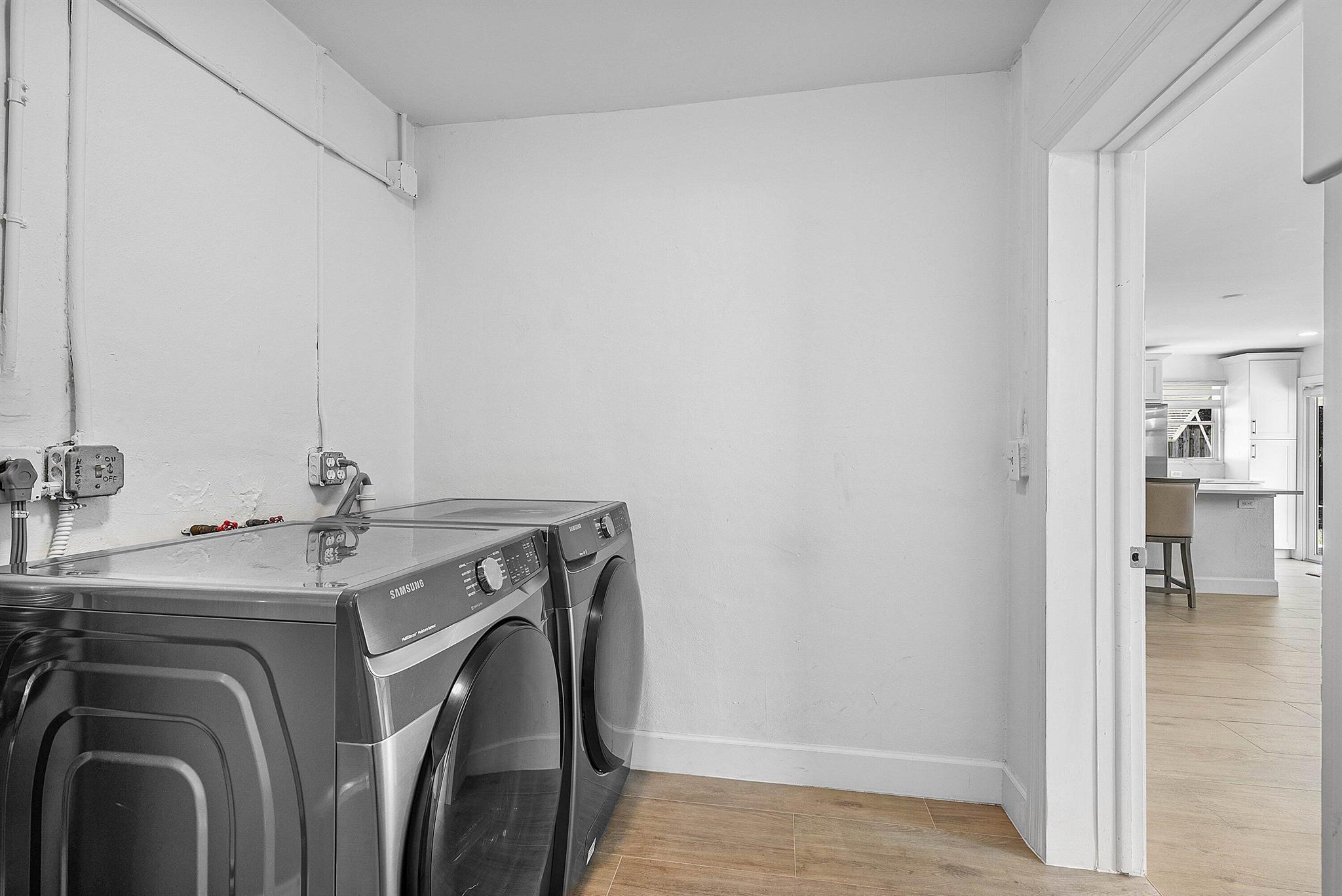 Tropic Palms - Residential