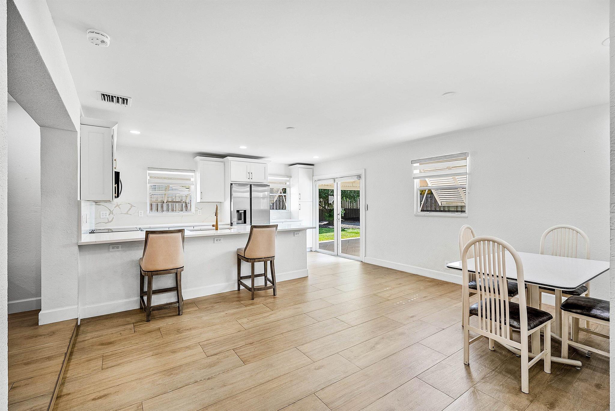 Tropic Palms - Residential