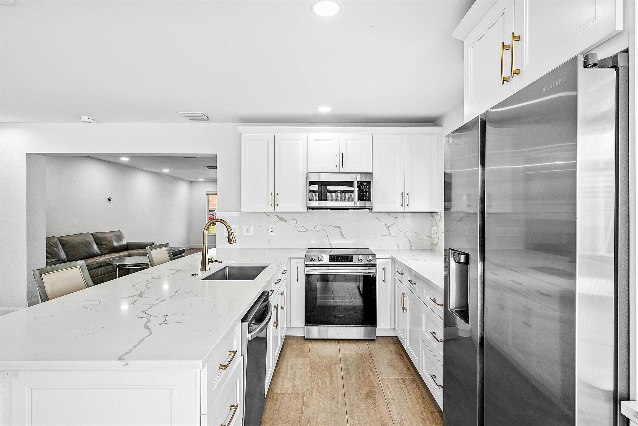 Tropic Palms - Residential